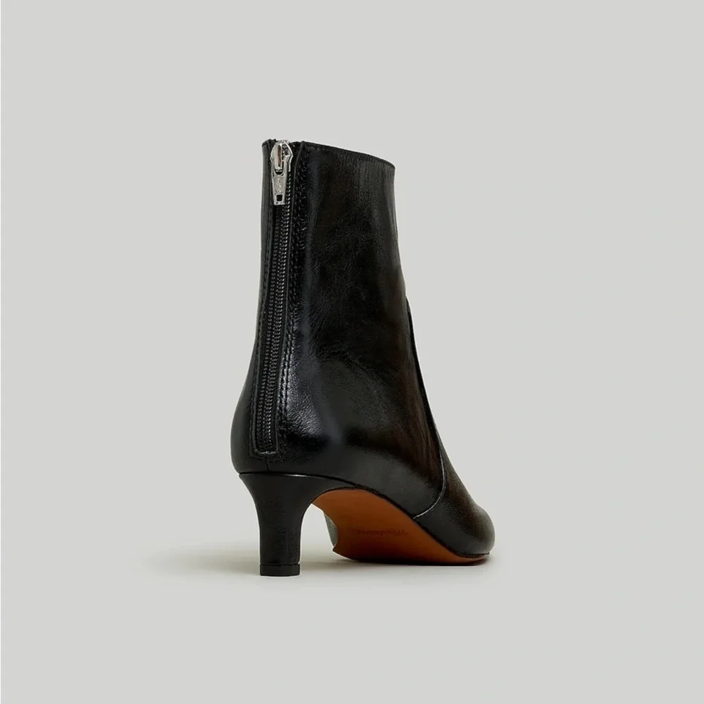 Madewell The Dimes Kitten-Heel Boot in Crinkle Leather NN026